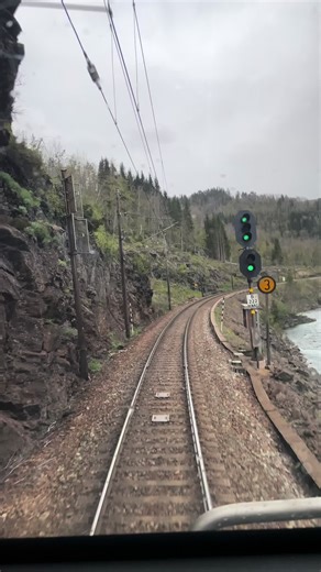 Green Cargo’s train 4948 Bergen - Alnabru. 24.05.2021. Locomotive : Eurodual 9001. #trains #trainspotting #railway #railfan #locomotive