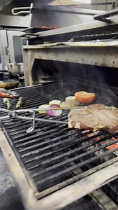 Ai poftă de “Steak de vită”? 🥩 La Castel Transilvania îți pregătim steak-ul perfect! Îl maturam minim 21 de zile, in condiții de temperatură si umiditate controlata, pentru a fi cât mai savuros și fraged. 😋 Apoi îl fasonam și îl gătim la jar de lemn, la temperaturi ridicate în cuptorul Josper. Asa obținem cea mai savuroasă, suculentă și aromată friptură de vită. 👨🏻‍🍳 Te invităm să încerci! 👇🏻 🌐 http://casteltransilvania.ro 📍Str. Mihai Eminescu 136i, Baia Mare 💌 casteltransilvania@gmail