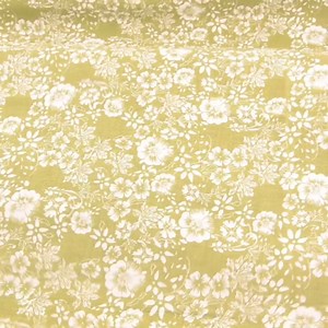 100% Cotton Fabric Bundle - 8 Pre-Cut Squares (20"x20"), Floral Pattern, Perfect for Beginners' Sewing, Quilting & Craft Projects - Green