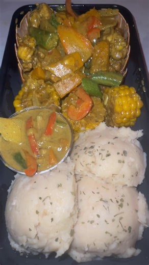 #infinitylounge #gooddrinksgoodfood #✅✅🇯🇲🇯🇲🇯🇲🎯🎯🌪️🙏 #goodvibesonly #bigupgod🙌🏾😇💫🙏🏾💯 pull up fi the good food them🤣🤣