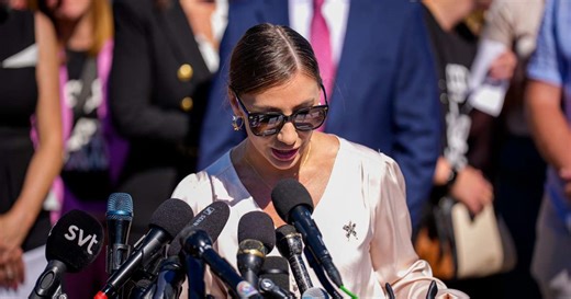 Quem é Marina Lacerda, brasileira que revelou ter sido vítima de Jeffrey Epstein