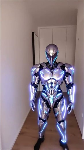 #cyber #scary #scream #maschine #funny #iron #ironman #transformation