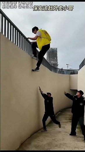 Insane Parkour Skills 🔥 | Freerunning Tricks & Epic Jumps #Shorts
