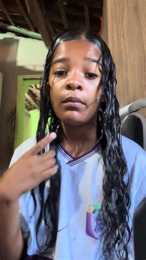 Vídeo de Thauany 💗🎀 (@thauany.silva95) relacionado a messing around at school