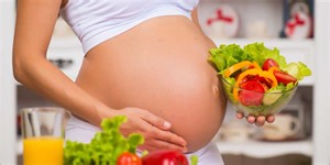 What Foods Help In Your IVF Treatment, A Fertility Expert Explains | Herzindagi