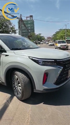 Color အဆန်းတွေ ကြိုက်တဲ့ချစ် customersများအတွက် DFSK FENGON 600 Moon Gray color လေးရောက်ရှိထားပါတယ်💖