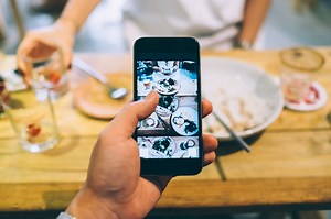 Investors call on Apple to fight iPhone addiction