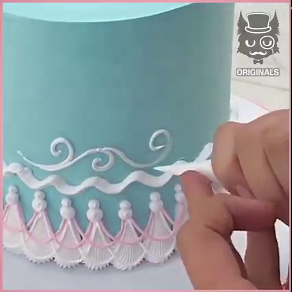 This Pastel Blue Cake looks Absolutely Gorgeous ! 🎂🩵 | Simple