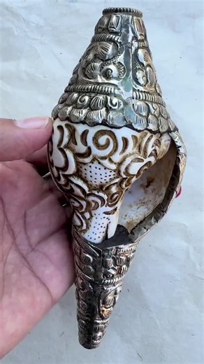 Hand-carved Conch Shell Standing Jhambhala Dzambhala | Himalayan Sacred Art | Prosperity Deity Carving - Etsy