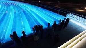 The slide gets ready in #IceSnowWorld! As the most popular entertainment feature in the #Harbin Ice and Snow World, the super ice slide attracts numerous visitors annually. Riding on specialized sleds, visitors slide down, showing "Fast & Furious" in real life! (cr: douyin 133614499) | T-Time HK