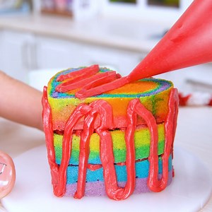 Colorful Miniature Fondant Cake | Cake Lovers