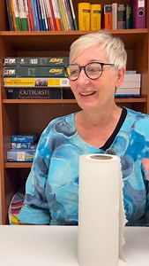 18K views · 10K reactions | „um-“ kann im Deutschen ganz verschiedene Dinge bedeuten  Im Video siehst du Verben mit der Vorsilbe um- und wie sich dadurch die Bedeutung verändert.  #deutschlernen #deutschesprache #trennbareverben #präfixe #umverben deutschfüranfänger wortschatz deutschtipps learngerman germanlearning sprachlernen deutschmachtspaß | ASL Internationale Sprachenschule München | Facebook