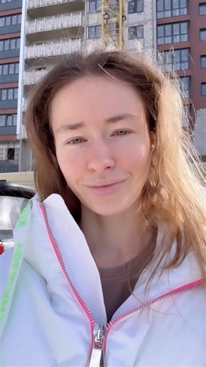 Hi followers 👋🏻 I’m walking