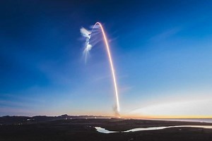 SpaceX launch causes 3 car crash in California