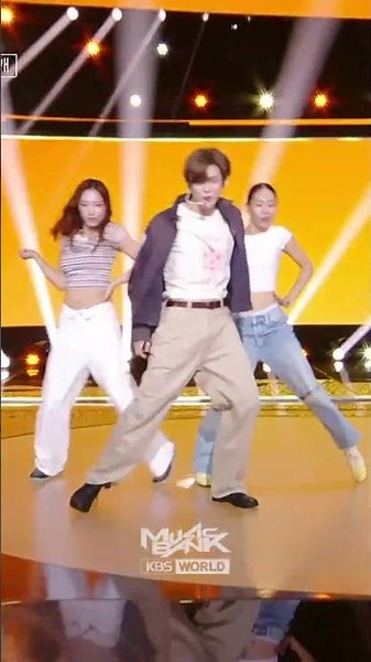 YEONJUN - Ice Cream #ヨンジュン #연준 #TXT #투바투 #Ice_Cream #Shorts #MusicBank | KBS WORLD TV