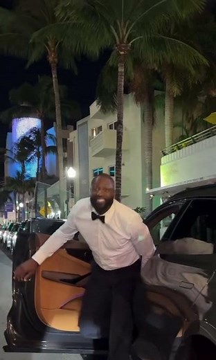 NBA star Dwayne wade in Miami 🌴 #dwaynewade #hiphop #rap