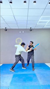 Essential Self-Defence: The Elbow Strike Tutorial💥 #SelfDefence #MartialArts #CombatSports #shorts
