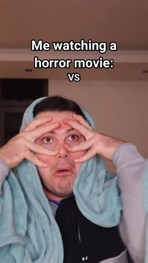 Me Watching A Horror Movie VS My Mom Watching A Horror Movie.