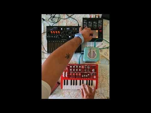 MicroBrute & MicroFreak + Danelectro Miniamp Jam: Lo-Fi, Lofi & Kaoss!