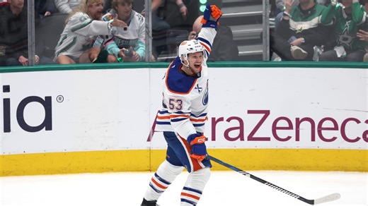 Skinner's first career playoff goal | NHL.com