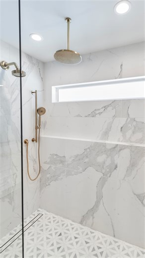 BuildTX Solutions on Instagram: "A common question we get all the time is: “Are large-format porcelain tiles really durable and functional?” 👩🏻‍🎨👇🏻 The short answer: absolutely!! This design element is one of our favorites because it delivers a clean, seamless look while offering the practicality people need in real-life spaces. 💎💅🏻 Large-format porcelain is incredibly durable, resistant to stains, heat, and moisture—making it perfect not only for bathrooms, but also for countertops, bac