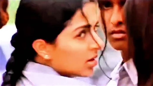 Cinema cutz on Instagram: "Sillunu Oru Kaadhal (2006): Directed by N. Krishna. Sillunu Oru Kadhal is a romantic drama that explores love, marriage, heartbreak, and emotional maturity. The story follows Kundavi (Jyothika), a simple and loving woman from a village who gets married to Gowtham (Suriya), a software engineer in Chennai. Their marriage is arranged, and though both are kind-hearted, they initially lack emotional connection. Kundavi tries her best to understand Gowtham, but she senses th