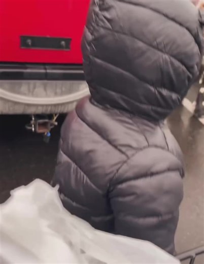 They standing on big business 😂