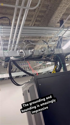 Grounding and bonding in an electrical room in Canada #redseal #309A #journeyelectrician