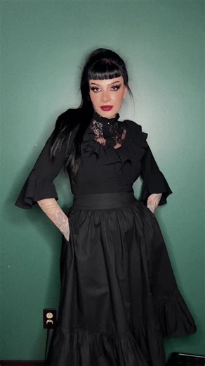 Coming back from the 😵 to post a little GRWM ft the brand new Charlotte blouse and Edith skirt! 🖤🥀 #blackwoodcastle #gothicstyle #gothicfashion #witchyvibes #witchyfashion