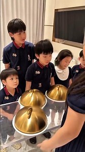 Teacher Hid Different Foods in Plates, Students Chose Their Fate