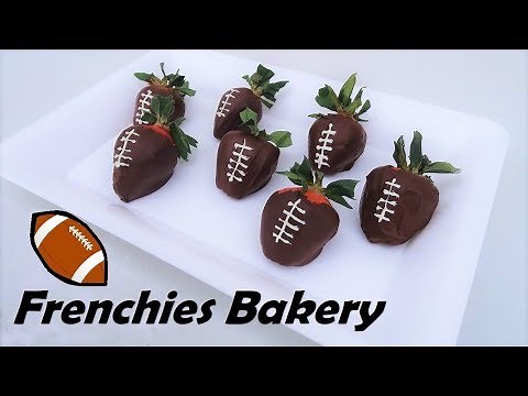 FOOTBALL Chocolate Covered Strawberries!