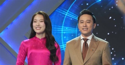 Lối dẫn kịch tính của MC Khánh Vy ở chung kết Đường lên đỉnh Olympia 2024