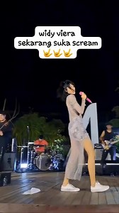 widy bikin salfok penonton ini mah #widy #viera | Rock'Eror
