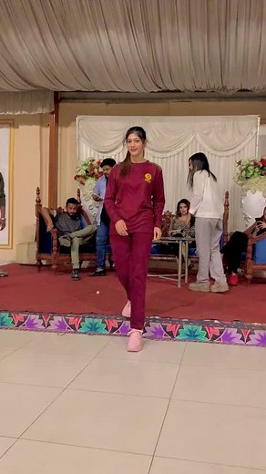 anyone interested modelling contact insta: aryankhan1930 ❤ #foryou #foryoupage #foryourpage #fyp #trending #punjabcollege #viralvideo #ucp #modelling #model #fypシ #24hrmehaktaclean #rampwalk #modelaryan1 #1billion #kashmirwithstand