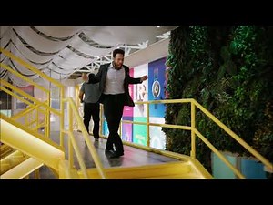 Zoey's Extraordinary Playlist - Juice [HD Full Performance]