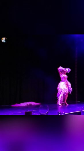 Tasmania Camilla Cream Burlesque Performance Handover