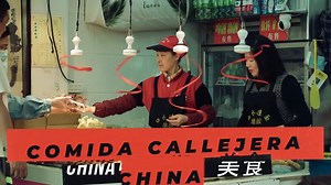 Probando comida callejera en CHINA ¿Realmente comen PERRO? | Luisito Comunica