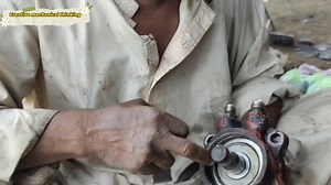 53K views · 2.7K reactions | How to Rebuild Truck Power Steering Gear Box || Repairing Power Steering Gear box _ Nissan sp210 box | Auto Engine repairing | Facebook