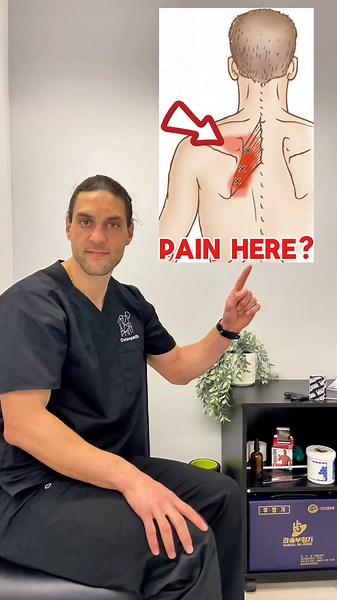 Effective Rhomboid Stretch for Shoulder Blade Relief