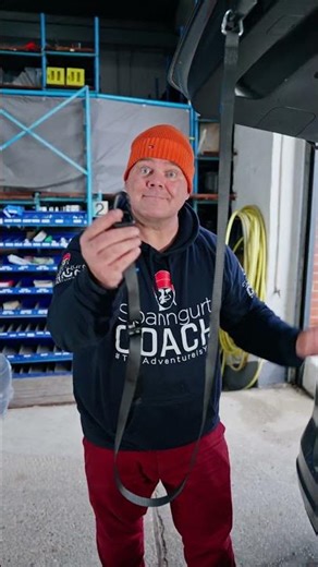 Offenen Kofferraum sicher fixieren – der Kofferraumgurt für perfekte Ladungssicherung! 🚗