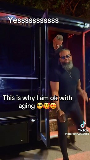 37 reactions · 13 comments | 殺 | Lisa Card | Facebook