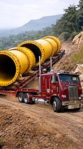 Kenworth carrying an oversized load😱 #kenworth #offroad #truck #heavyduty #Amazing #peterbilt | Boss sawit