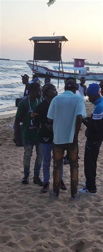 Active family @BÚŞH MÂŇ😈 @VUMBI DYNASTY-:4.4.2 @ŞÍŅFUL