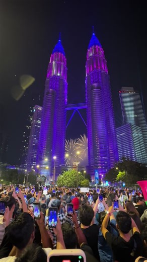 Happy new year 🎊 2026 Malaysia 🇲🇾