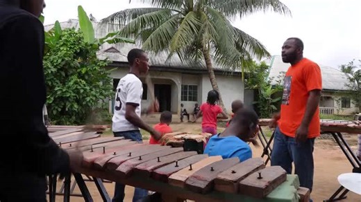 Nigerian xylophone maker preserves traditional sounds