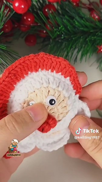 Santa Claus keychain🎅quick and easy crochet 🎄gift ideas( Part 6 )