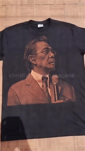 Eli Soriano's Bleach Painting Process on Black T-Shirt