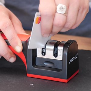 347K views · 365 reactions | How To Cut Out Chip From A Bank Card Thanks for watching! Please be aware that this video is for entertainment purposes only and techniques shown should not be attempted at home! | Creative Panda | Facebook