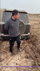 Fluid Mud Phenomenon: Shaking on a Quicksand-like Riverbank Mudflat