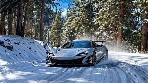Can A McLaren 720 Handle Snow Driving?
